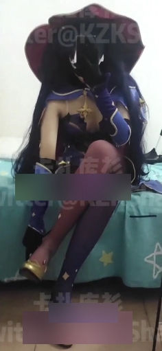 Twitter妹子cos《卡扎库衫》足控