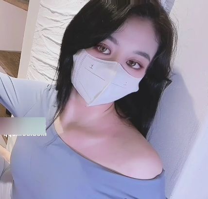 罕见-蜜桃臀白丝袜恶魔女仆特辑