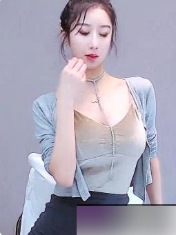 斗鱼人气主播《小南南要开心》+火箭群+飞机群定制10部