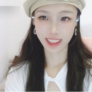 42v-35G SP站Swag《SASA》被闺蜜抢走前男友