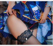 P站超人气高颜值浮力姬（铃木美咲）风野灯织COS服吊带黑丝高跟穿搭教程