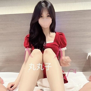 91论坛（丸丸子）柔弱纤细的白嫩大长腿，男人根本对这种腿没有抵抗力！+[1V-1.3G]