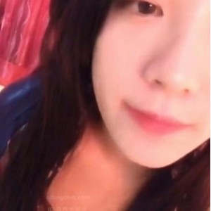 虎牙高颜值主播（猫奴tear）醉酒自拍，烈焰红唇妖娆妩媚【3.24G】