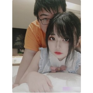 TS小舞酱12部COS图集：伪娘风格的精彩表演