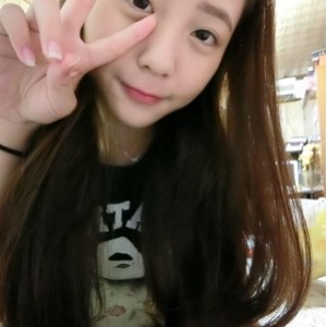 泄密图影32V3441P1.21G台湾学妹百度盘