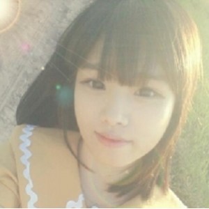 網絡爆紅的女孩自行打包的商品：G罩杯天使般臉龐和魔鬼身材的5V+NP+177M百度盘