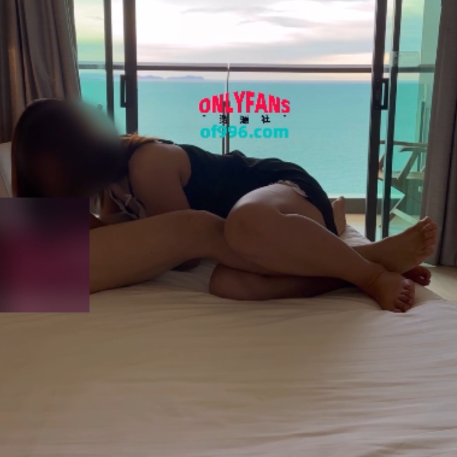 OnlyFans顶级泄露:大罩杯子少妇健身1V视频百度盘