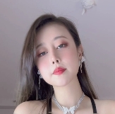 奈汐最新视图透视装