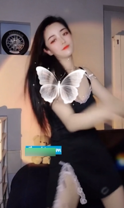 限时特惠中秋福利来袭！1币白嫖，快手吴司令带你感受曼妙舞姿，抠B自嗨，只需590m即可畅享！赶紧加入百度云！