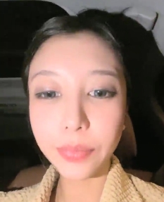 互动乖乖女户外车阵视频，容易满足的1V+410MB高清资源，百度盘下载