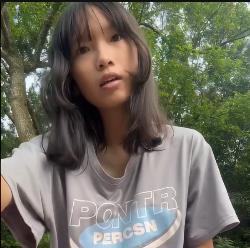 台湾女高热搜女神秦以蓁最新合集1V2G，户外实战