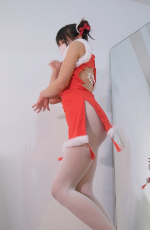 森萝财团春雪性感白丝旗袍美腿最新合集102P2V2.26G，百度云资源