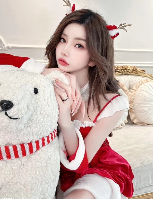 上海超高颜值优质TS刘依依福利合集56P98V1.62G，百度盘下载解压注意事项