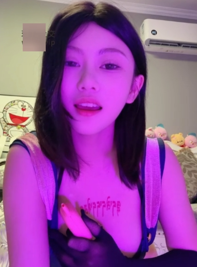 转载搬运玩物直播绝品老婆最新合集1V800M，百度盘分享