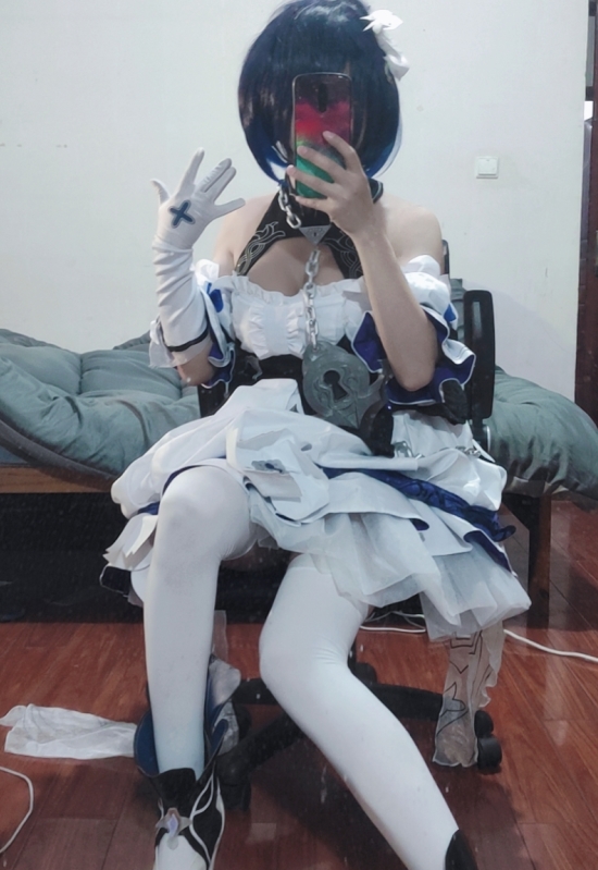 伪娘cos合集百度盘优质水银灯最新77四人游45V24.4G，下载链接有效性检测不稳定，请已购买为准