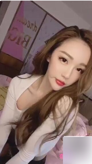 网红合集平台甜美梦小楠等人最新作品12V45G，个性迥异，精彩纷呈