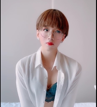 推特TS妹jieun合集273部41G太火辣