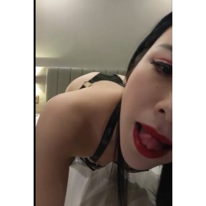 黑丝优质按摩师上下场合集2部949MB独龙优质