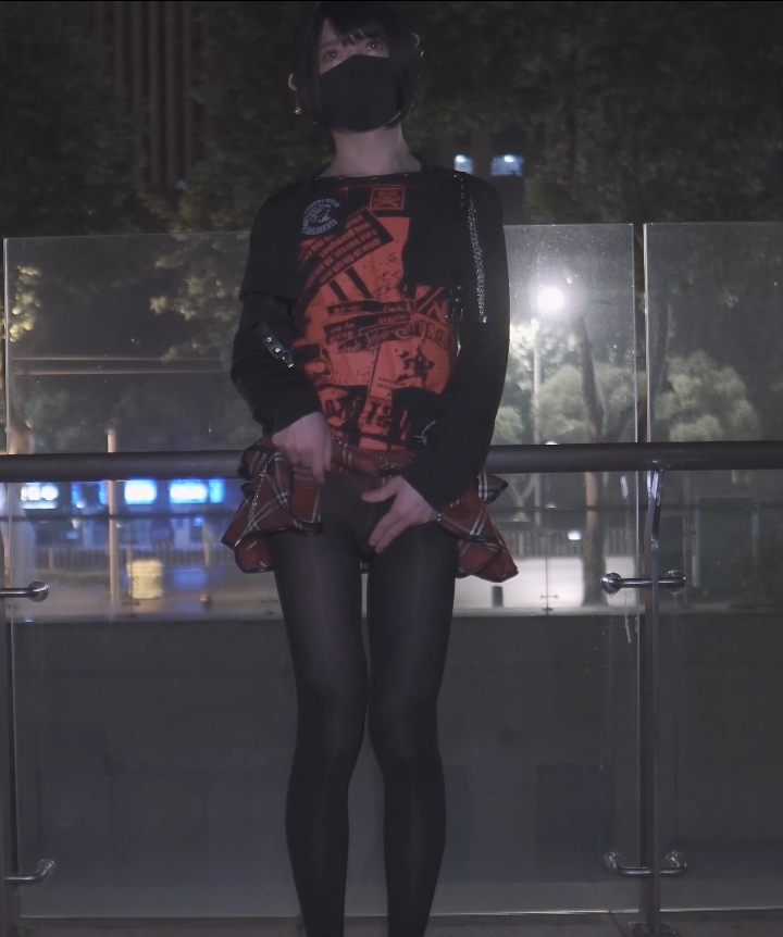 小蓝鸟曦曦伪娘视频2V2G内部私藏