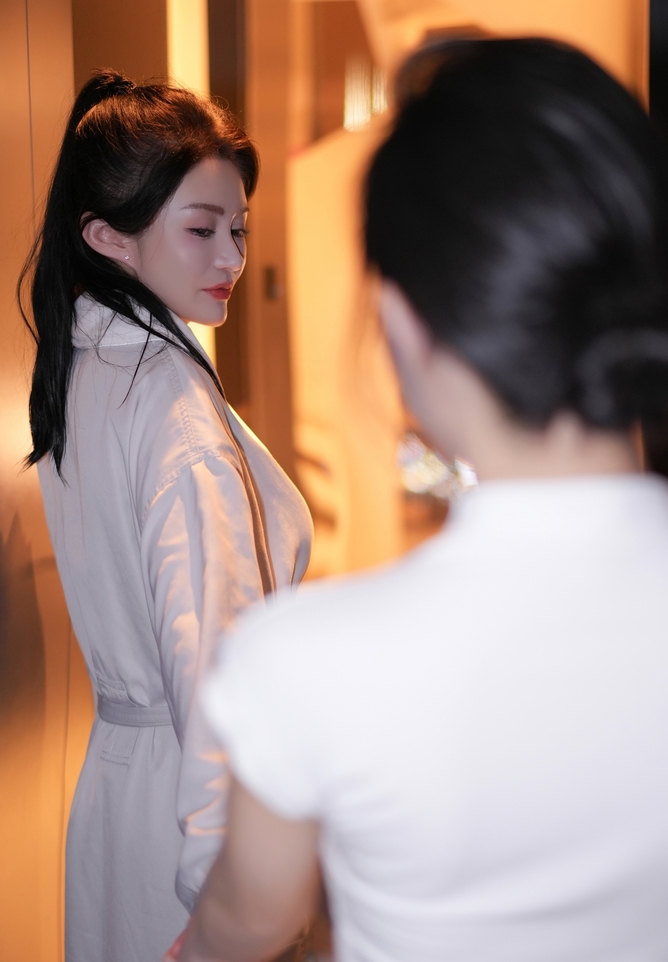 酷拍谭小灵16部自拍作品13G绝密资源