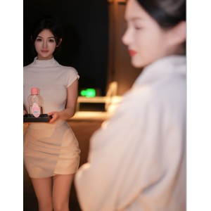 酷拍谭小灵16部自拍作品13G绝密资源