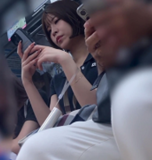 火爆地铁CD丁字裤侧露合集1.13GB3部日产精选