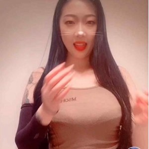 欣妹妹午夜场大灯秀150V合集5.8G快手超火