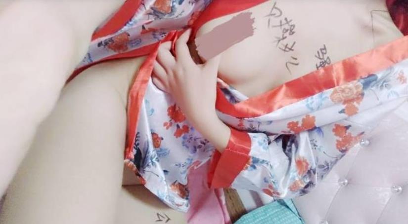 P站雪糕酱双马尾白丝作品合集14.2G视角绝了