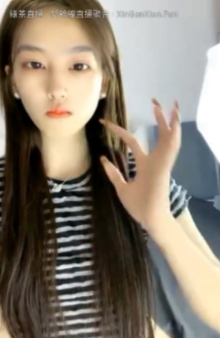 腿模露露美腿视频合集16部推特32G线条绝了