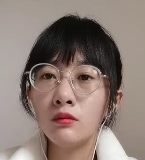 乖乖女老师某处表演1V780MB私密收录