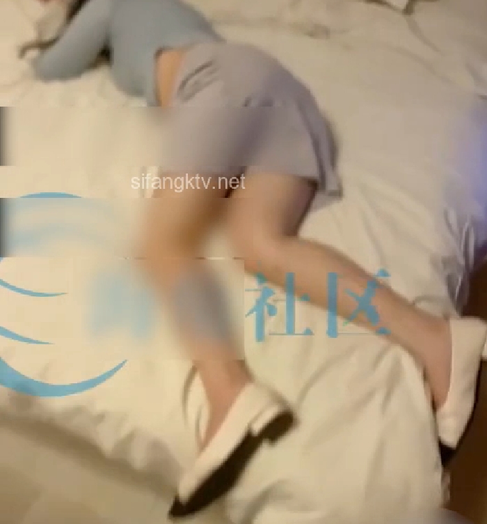 美腿女神醉酒实录合集1部400M邻居互动