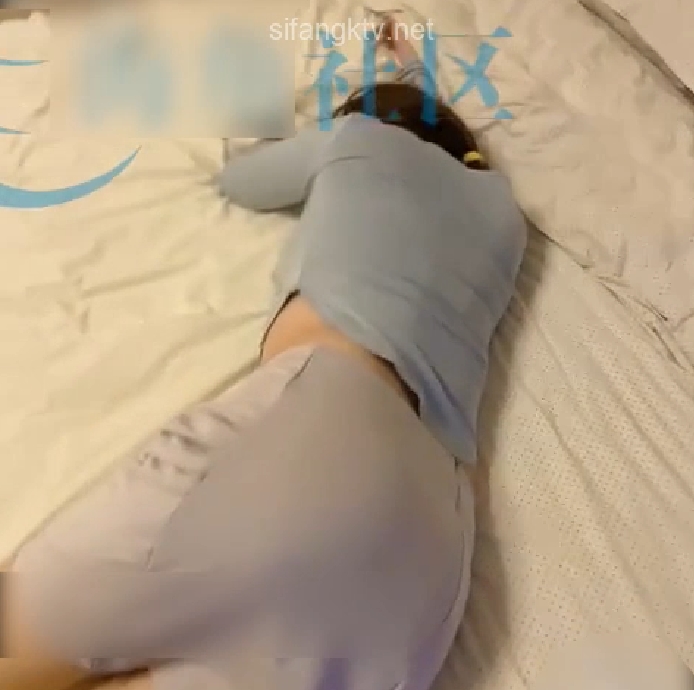 美腿女神醉酒实录合集1部400M邻居互动