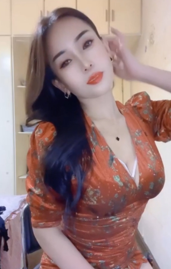 琴姐丝足热舞103部3.05G腿玩年