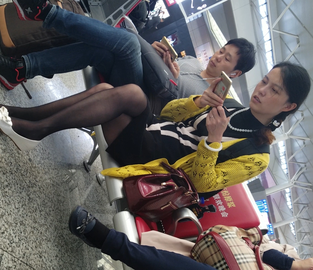 街拍车站日常合集22部19.1G素人穿搭秀