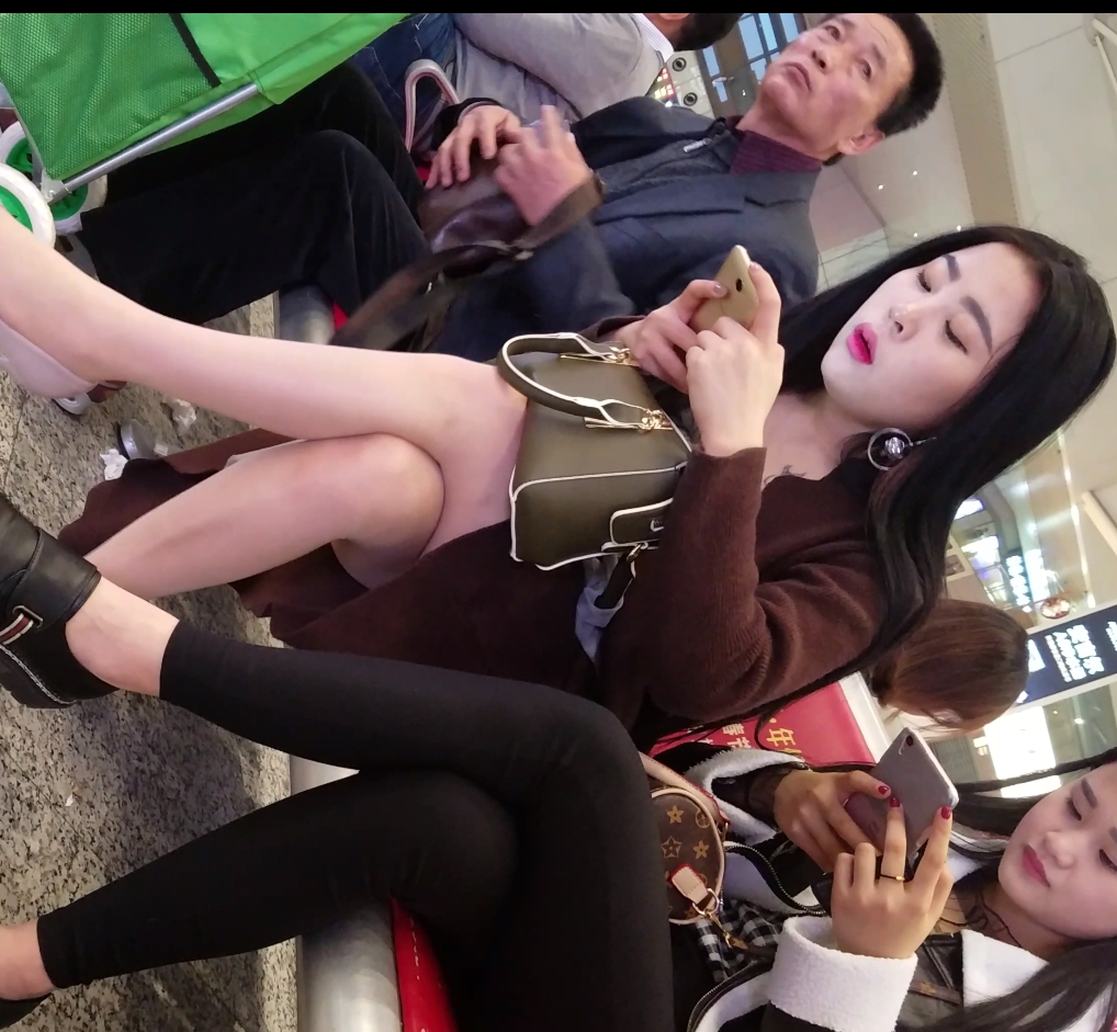 街拍车站日常合集22部19.1G素人穿搭秀