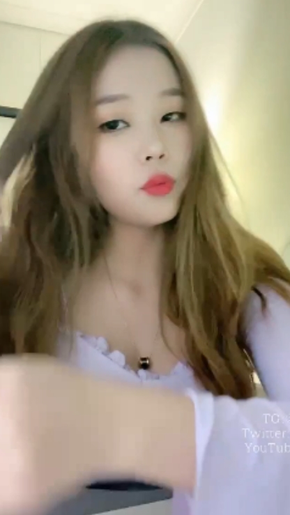 白桃套路直播女仆视角1部524M蜜桃诱人云盘