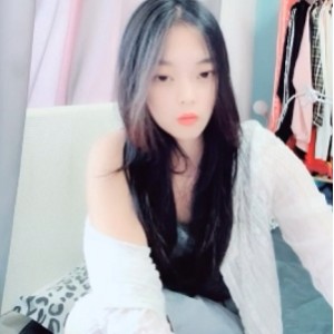 夹心糖饼推特纯欲风学生系列31部28G