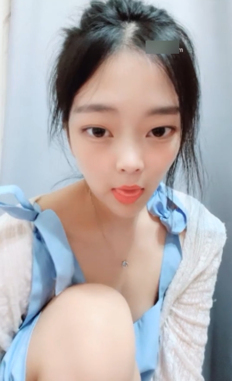 夹心糖饼推特纯欲风学生系列31部28G