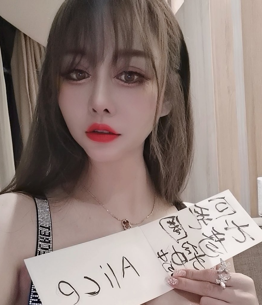 网红陈陈蜜桃作品61部500MBH罩杯绝了