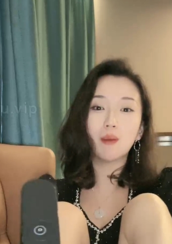 套路直播潘妮女王龟责灯1v619MB窒息级