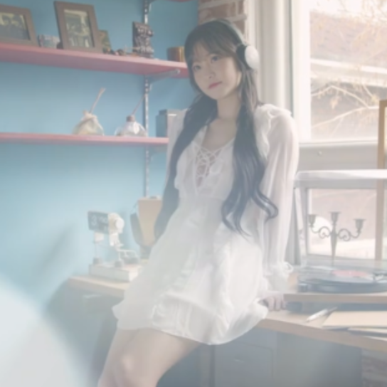 优质御姐妻子私拍合集8v1.73g