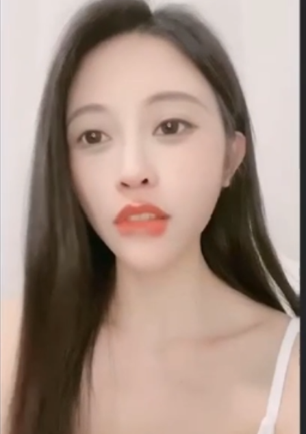 微信少女私密定制1v1视频合集15V2.37G绝密珍藏