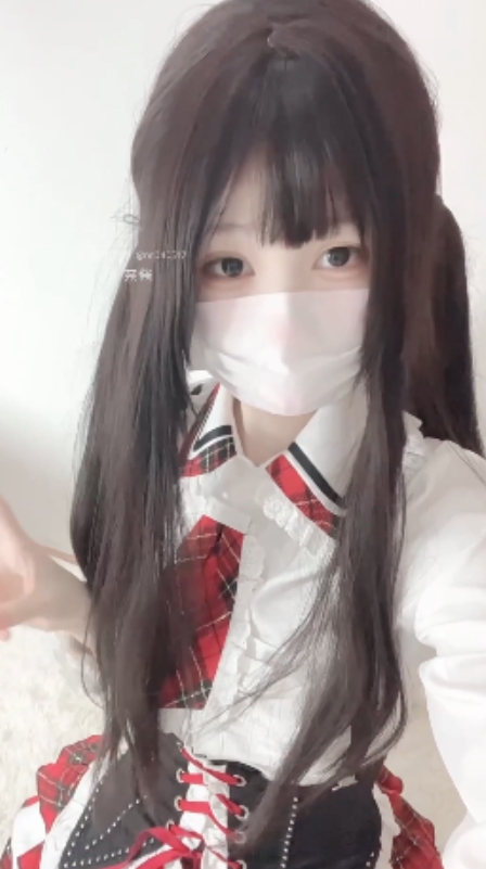 小灵酱13部小视频3.8G推特萌妹太顶了