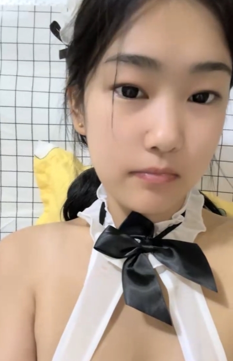 羞羞学生妹木瓜奶视频58部27G推特优质