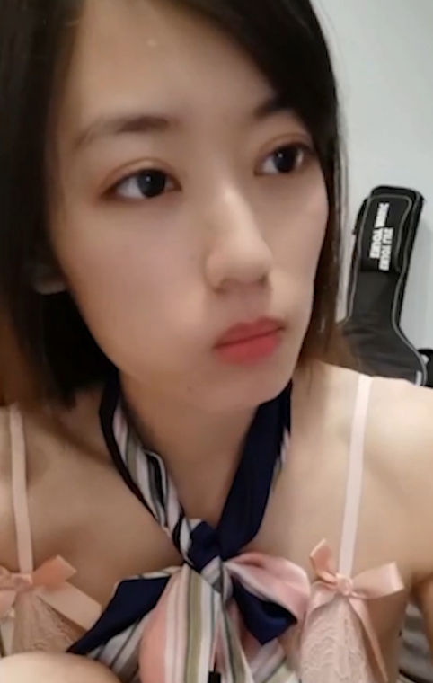 推特蜜桃睡不醒热舞绝版25部20G葫芦身段