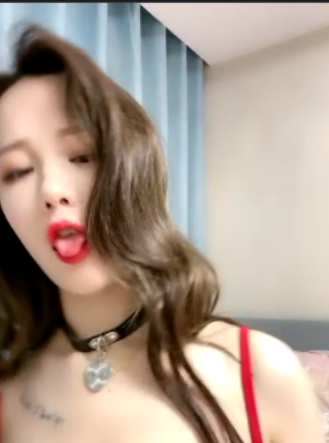 点点呀推特私拍21v17.7G绝密展示