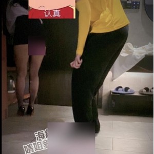 婧姐空档门3V展示绿帽情侣越轨实录255MB劲爆