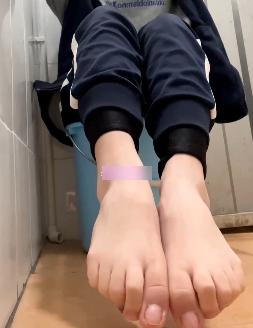 小破站养只果果团建表演91部1.19GB太润了