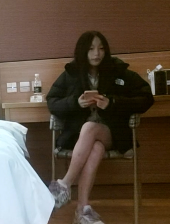 推特利哥露脸自拍合集240部365G太顶了