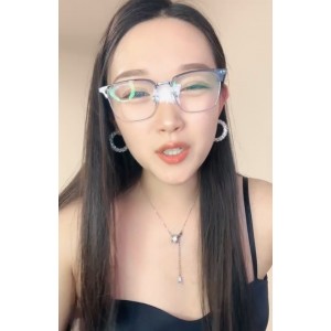 某站眼镜御姐叭嗦优质视频57部48.6G